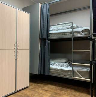 Хостел Есенин Москва 8-и местный женский-4