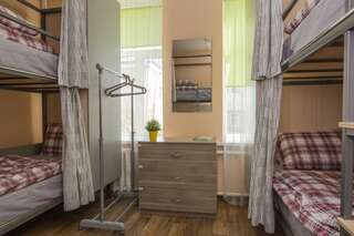 Хостел Есенин Москва 6-и местный женский-2