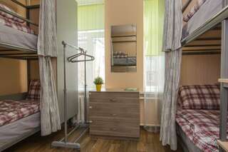 Хостел Есенин Москва Семейный номер-4