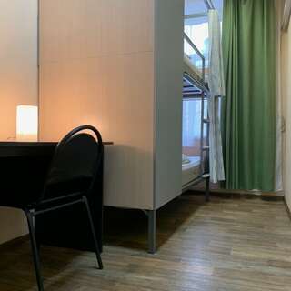 Хостел Есенин Москва двухместный с одной двухярусной-1